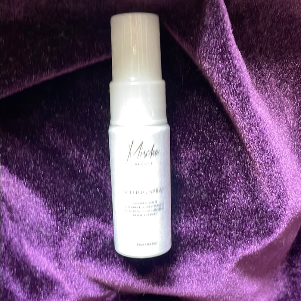 Mucho Beauty setting spray